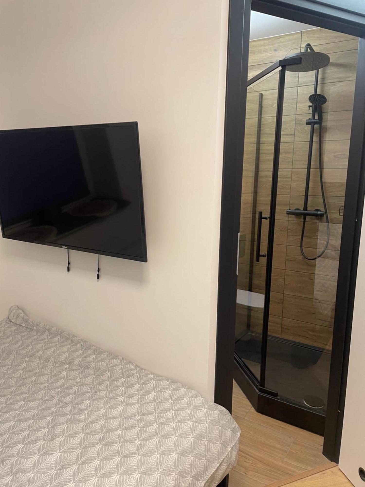 Cute Apartament Познан Екстериор снимка